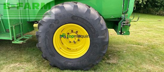 Cosechadora de Cereal - John Deere - 7700