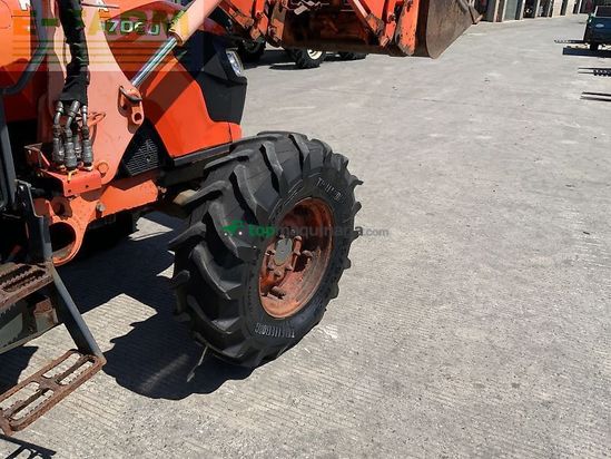 Tractor agrícola - Kubota - m7060 tractor (st23817)
