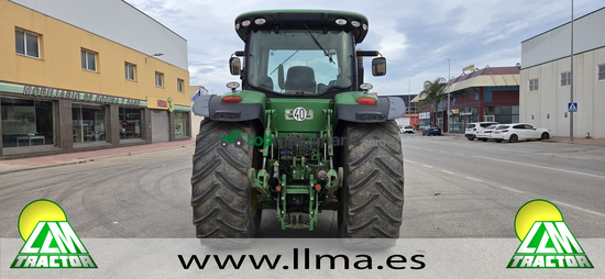 Tractor agrícola - John Deere - 8260R