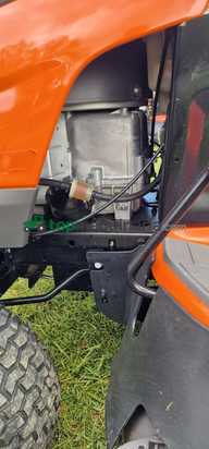 Tractor cortacésped - Husqvarna - Husqvarna TC142T
