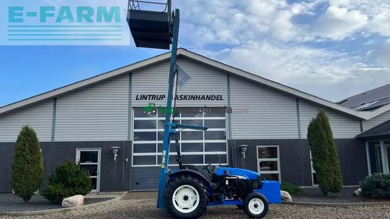 Tractor agrícola - New Holland - tn55d med byggelift