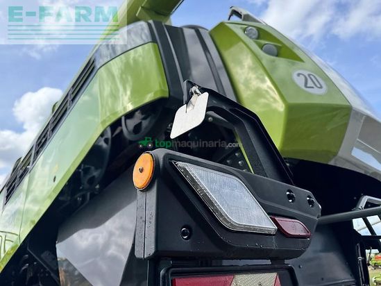 Cosechadora de Cereal - Claas - lexion 8700tt + v1080