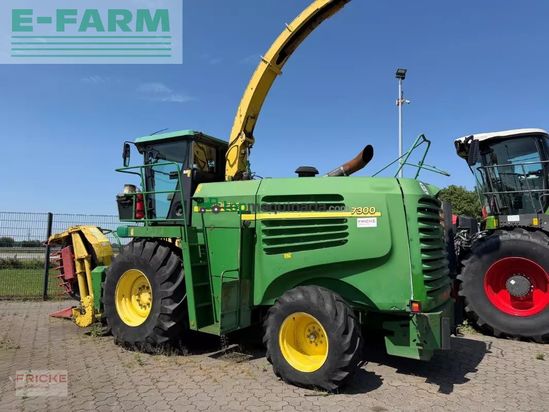 Cosechadora de Cereal - John Deere - 7300