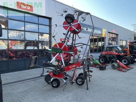 Henificador - Massey Ferguson - td 776x dn