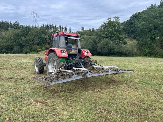 Aireador de praderas manual e hidráulico para tractor