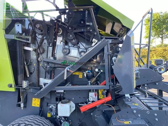Empacadora gigant - Claas - rollant 520rf 2000 bottes