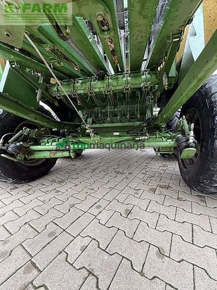 Empacadora gigant - Krone - 1270 xc