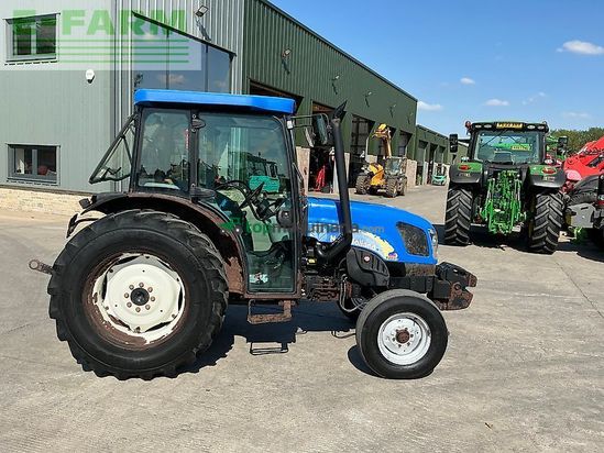 Tractor agrícola - New Holland - t4020 tractor (st26079)