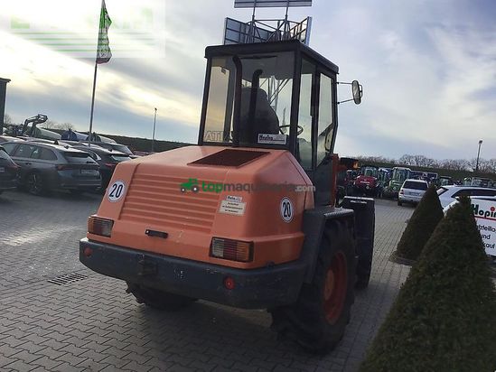 Minicargadora - Atlas - ar 86e