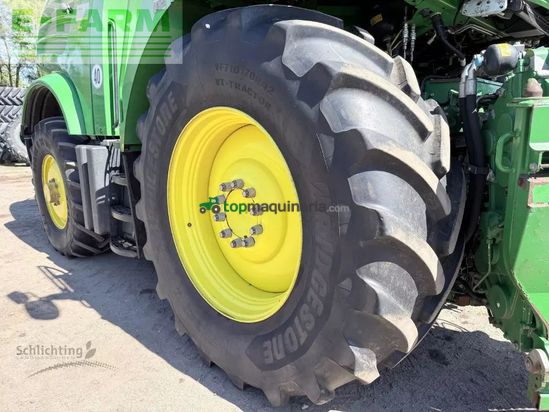 Cosechadora de Cereal - John Deere - 8300