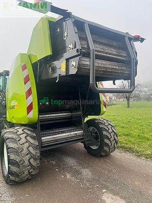 Empacadora gigant - Claas - claas 455 rc mit folienbindung