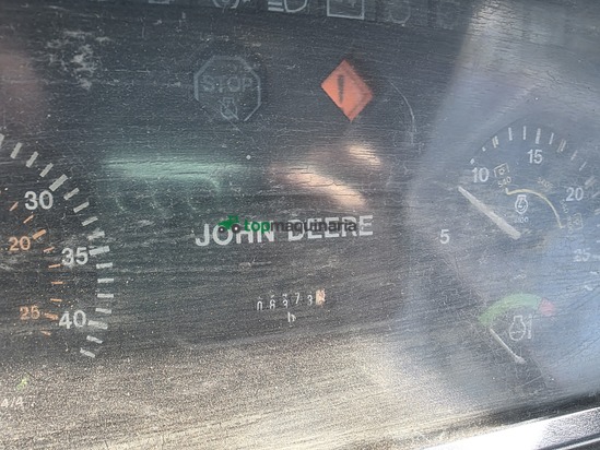 Tractor agrícola - John Deere - 6100