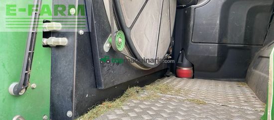 Cosechadora de Cereal - John Deere - 8700