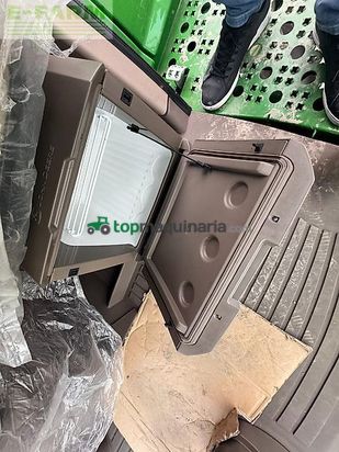 Cosechadora de Cereal - John Deere - t670i + 725x