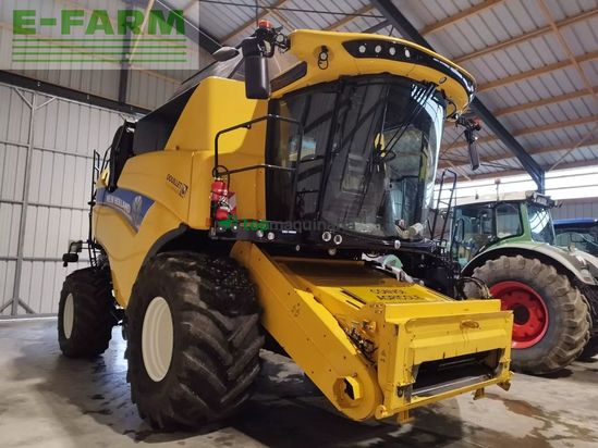 Cosechadora de Cereal - New Holland - cx8.70