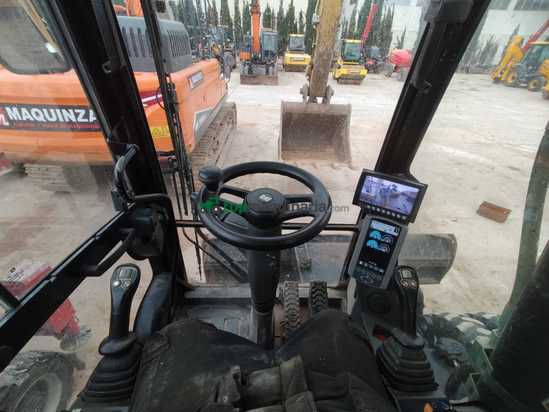 Excavadora CATERPILLAR M320F IHC