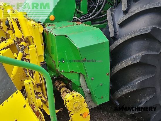 Cosechadora de Cereal - John Deere - 7400 forage harvester