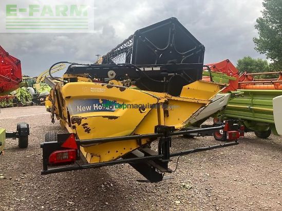 Cosechadora de Cereal - New Holland - cr 980