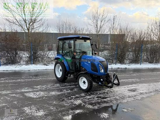Tractor agrícola - New Holland - boomer 35