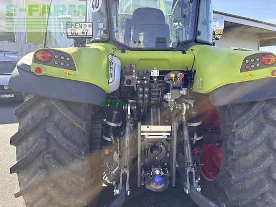 Tractor agrícola - Claas - arion 470 comfort + fl 120 c