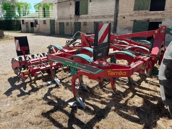 Cultivador - Kverneland - enduro 3500
