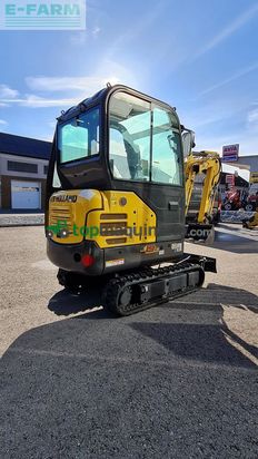 Excavadora - New Holland - e19c