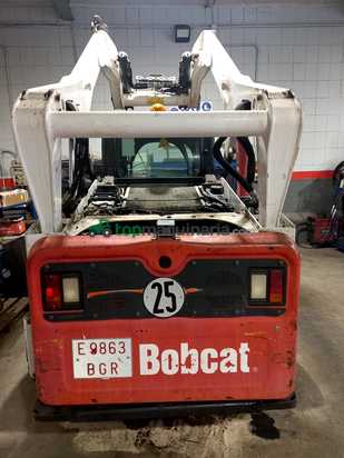 CARGADORA COMPACTA RUEDAS A770 BOBCAT
