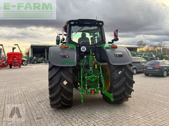 Tractor agrícola - John Deere - 6m 220
