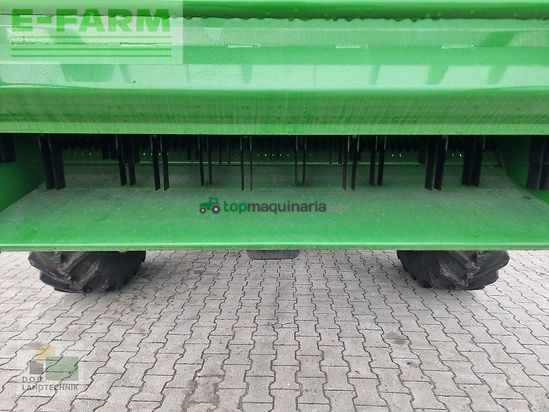 Cosechadora de Cereal - John Deere - t550