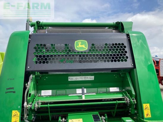 Empacadora gigant - John Deere - 990
