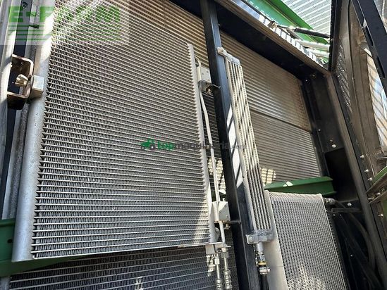 Cosechadora de Cereal - John Deere - 8600