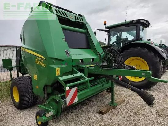 Empacadora gigant - John Deere - v461m