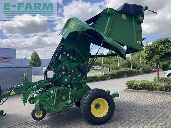 Empacadora gigant - John Deere - v461m