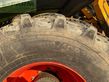 Tractor agrícola - Claas - xerion 3800 saddle trac mit sgt gülleaufbau