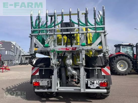 Esparcidor - Fliegl - pfw 9000 poly line einachs