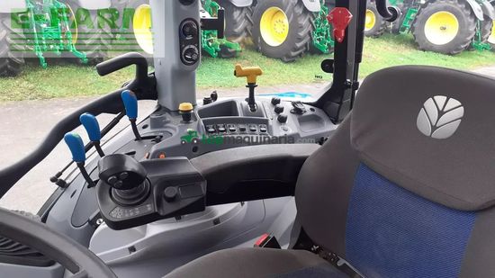 Tractor agrícola - New Holland - tracteur occ