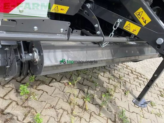 Empacadora gigant - Claas - claas variant 560 rc pro - neu