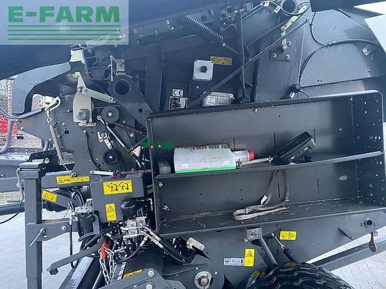 Empacadora gigant - Claas - variant 385 rc pro