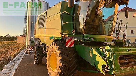 Cosechadora de Cereal - John Deere - t550 hm