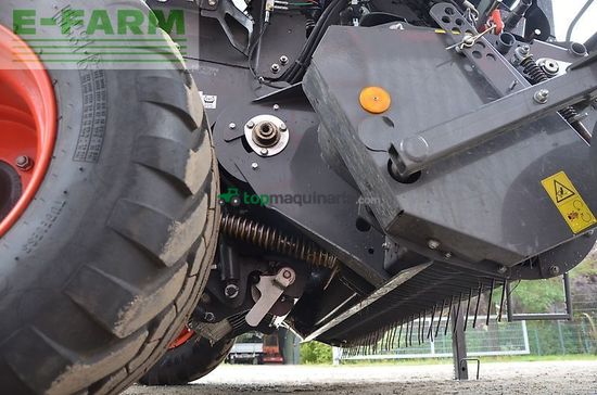 Empacadora gigant - Claas - variant 485 rc pro