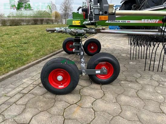 Rastrillo - Fendt - former 426 dn