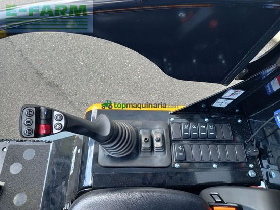 Minicargadora - Giant - g2700 hd