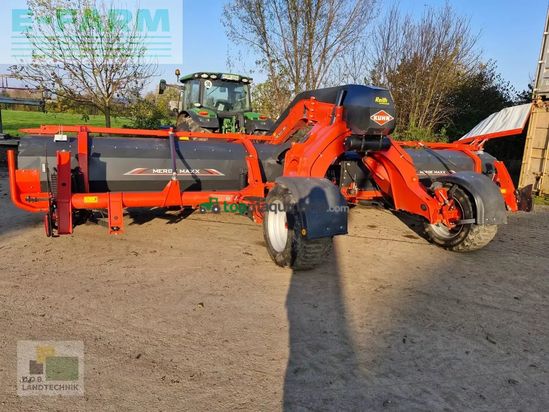 Rastrillo - Kuhn - merge maxx 950 bandschwader
