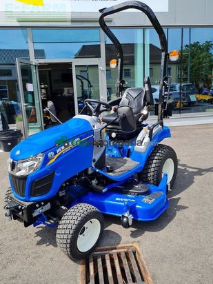 Tractor agrícola - New Holland - boomer 25