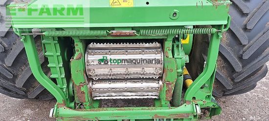 Cosechadora de Cereal - John Deere - 8400