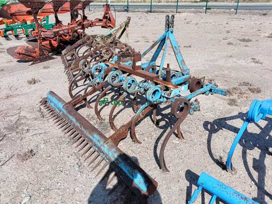 Cultivador de 11 brazos de rosco