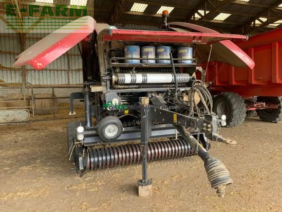 Empacadora gigant - Case IH - rb 455
