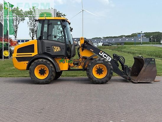 Minicargadora - JCB - 409 shovel