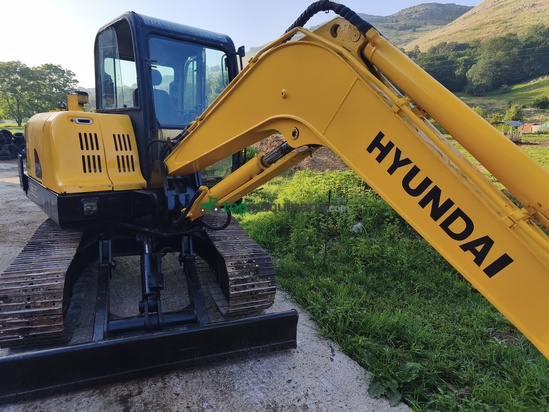 Excavadora - R60-7 