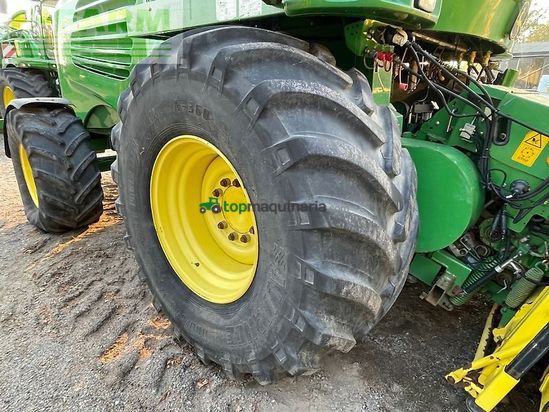 Cosechadora de Cereal - John Deere - 7750